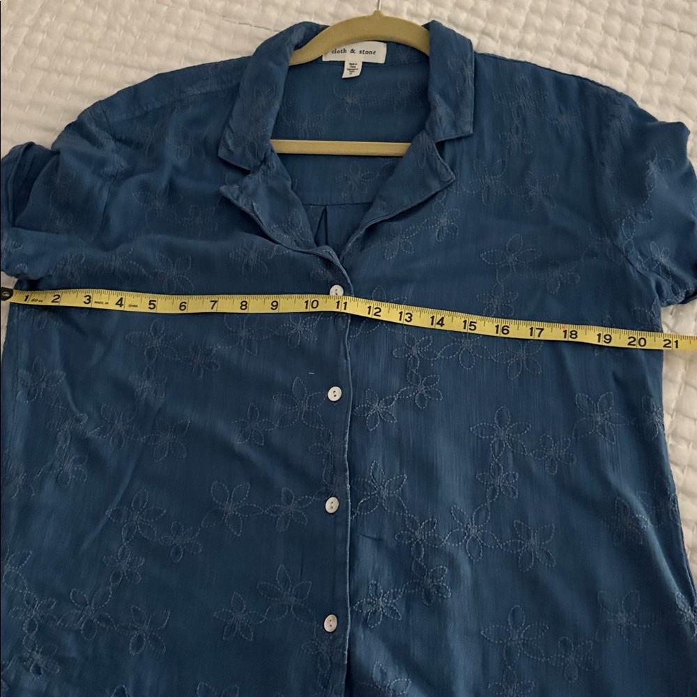 Cloth & Stone Blue Floral embroidered Button Down Shirt - Picture 7 of 10